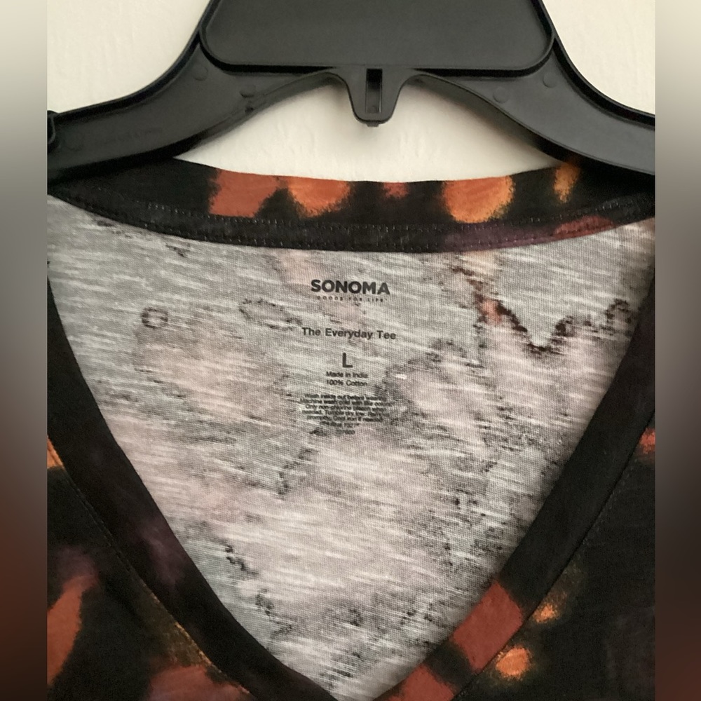 Sonoma Long Sleeve Tie-Dye V-Neck everyday Tee Black, Orange, Purple L - Picture 3 of 4